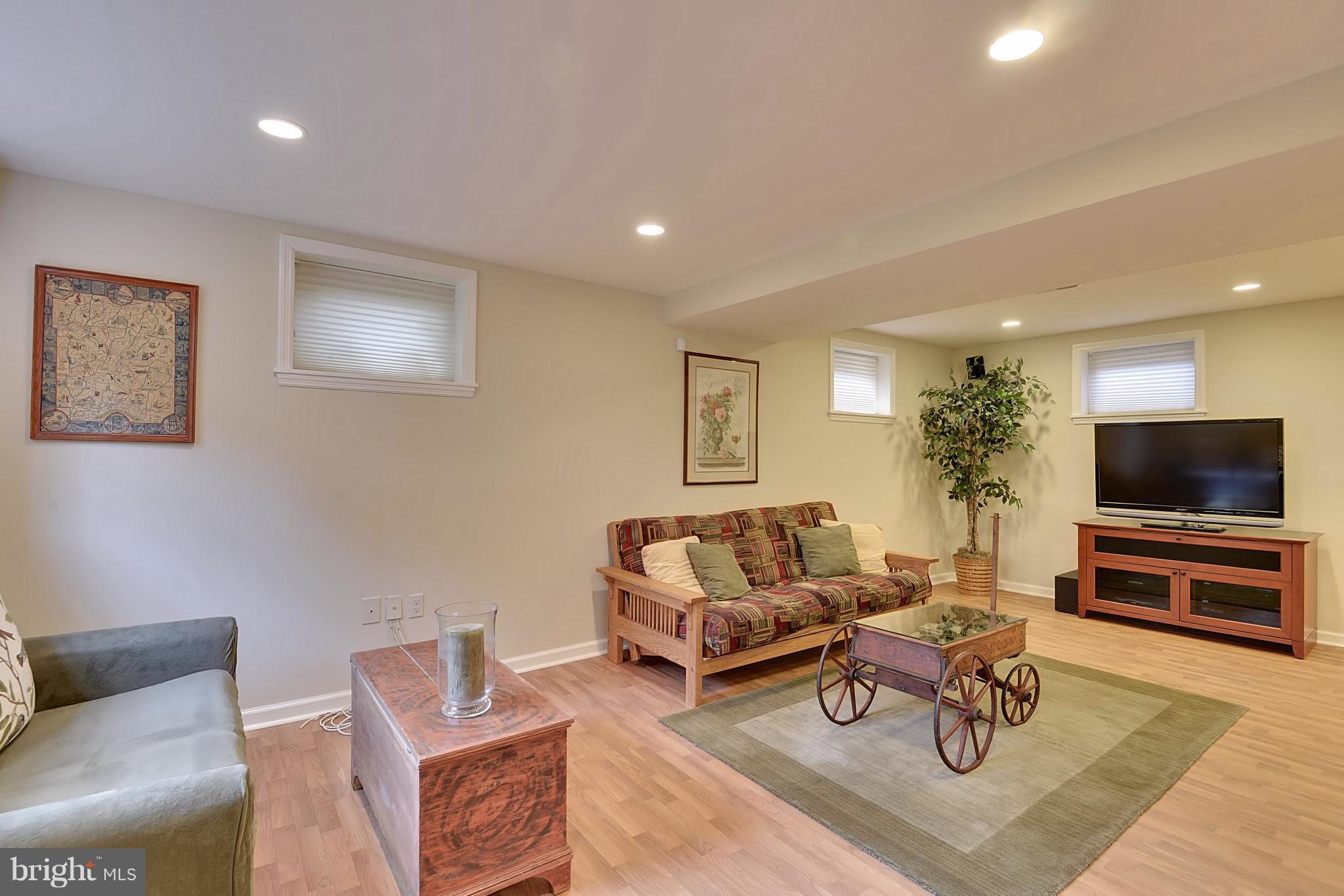 4606 Woodfield Road Bethesda, MD 20814 - Photo 17 of 25 Family Room