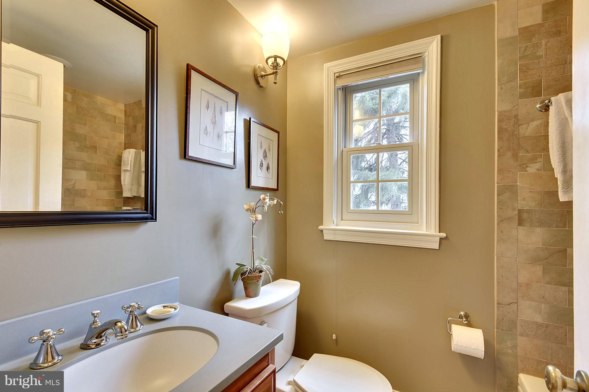 4606 Woodfield Road Bethesda, MD 20814 - Photo 9 of 25 Beautifully Renovated