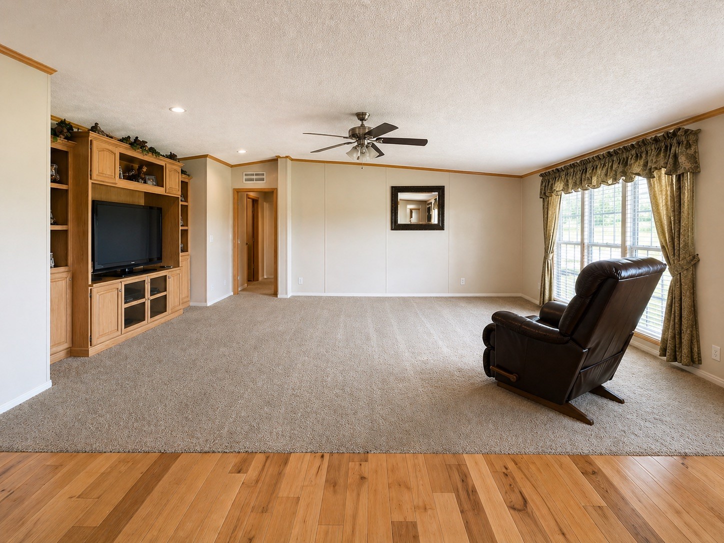 14151 Rangers Landing Road Calhoun, KY 42327 - Photo 4 of 32
