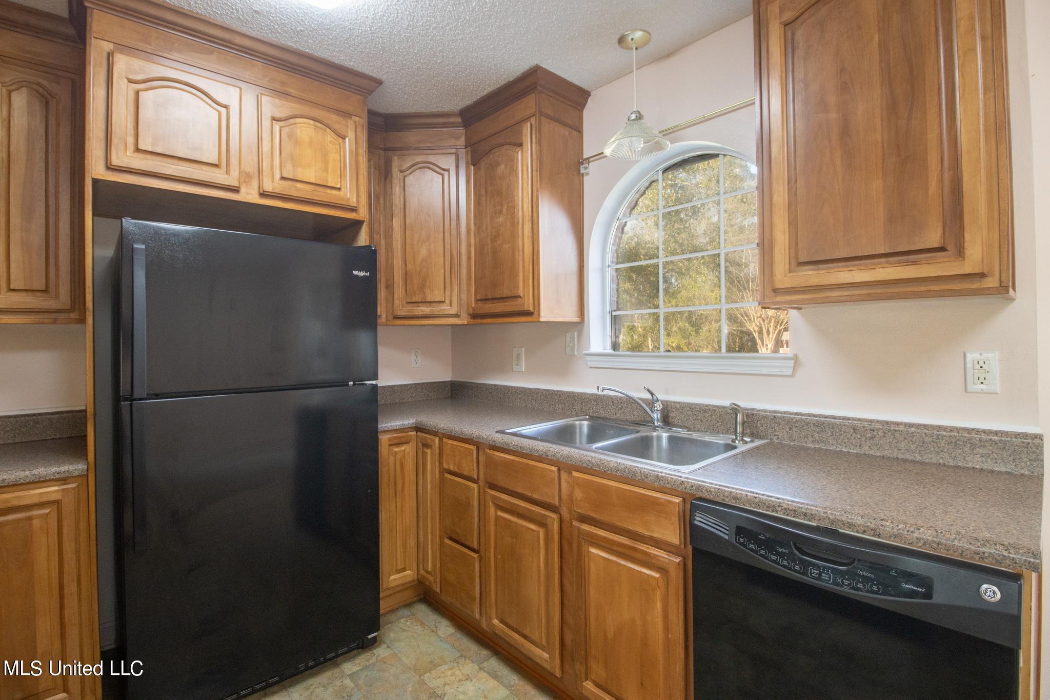 1421 Spruce Street Ocean Springs, MS 39564 - Photo 7 of 21 1421 Spruce-72009