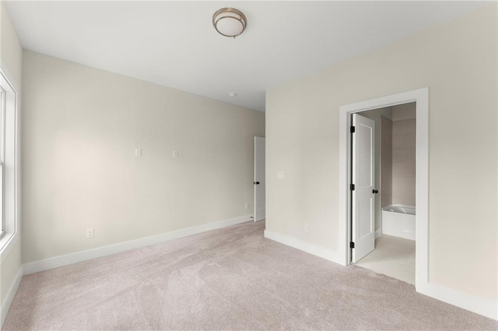 3552 Cedarvale Court Powder Springs, GA 30127 - Photo 43 of 46 an empty room with closet area