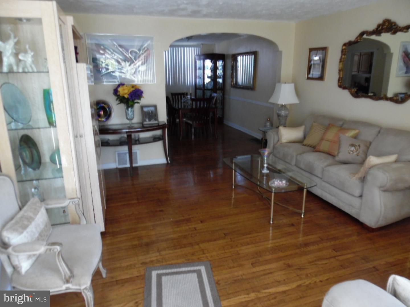 7819 Rugby Street Philadelphia, PA 19150 - Photo 2 of 10 Gallery Image 2
