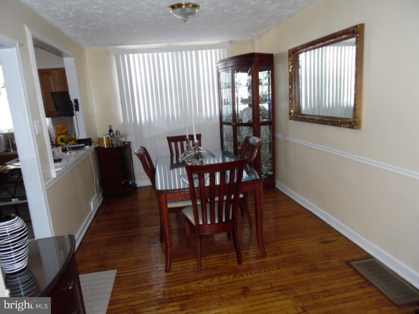 7819 Rugby Street Philadelphia, PA 19150 - Photo 3 of 10 Gallery Image 3