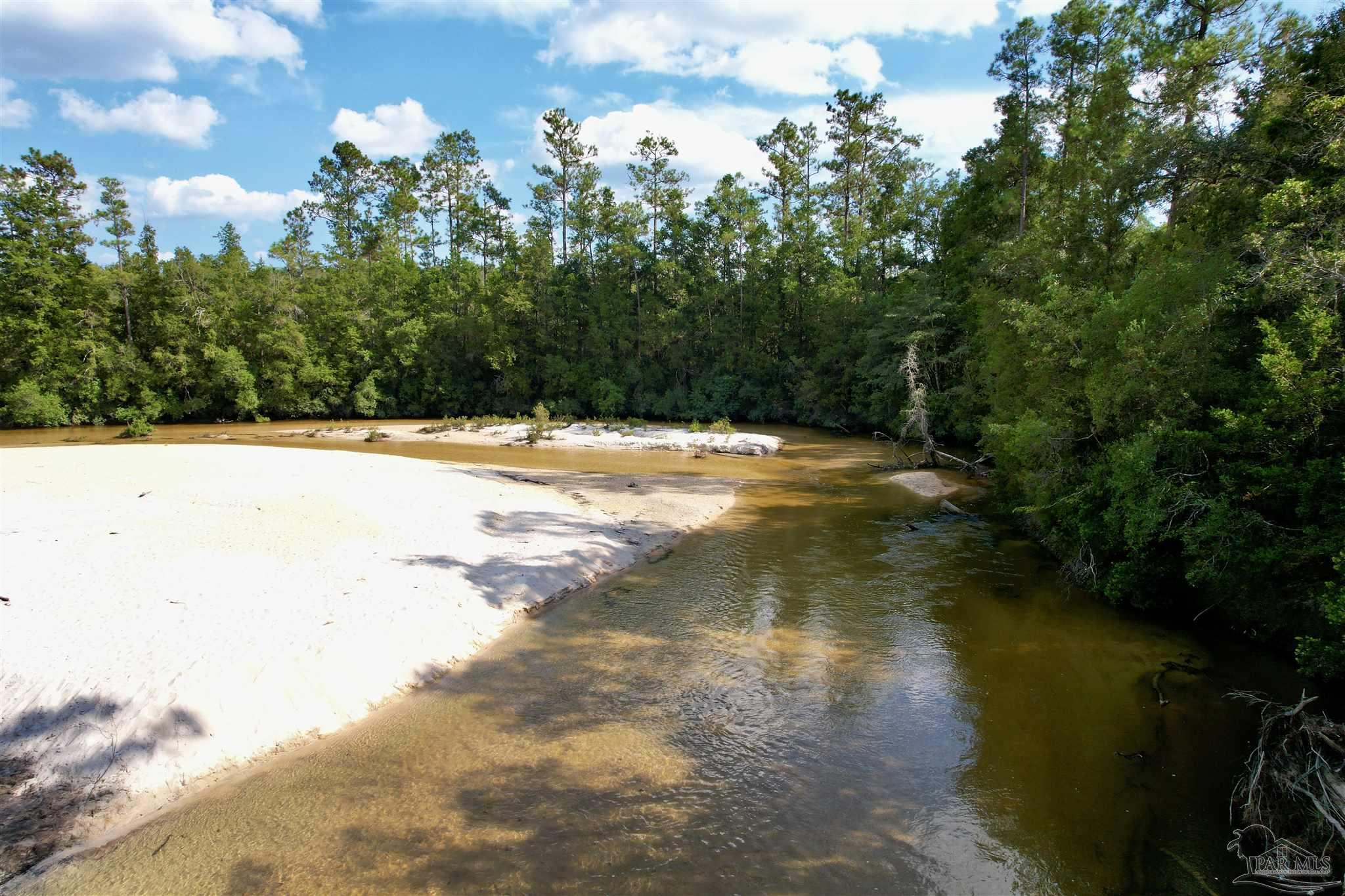 1617 Christmas Tree Road Milton, FL 32570 - Photo 16 of 20 Gallery Image 16