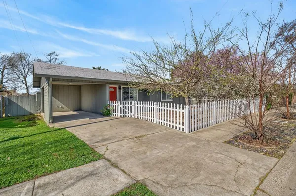 $435,000 | 930 Circuit Drive, Roseville, CA 95678