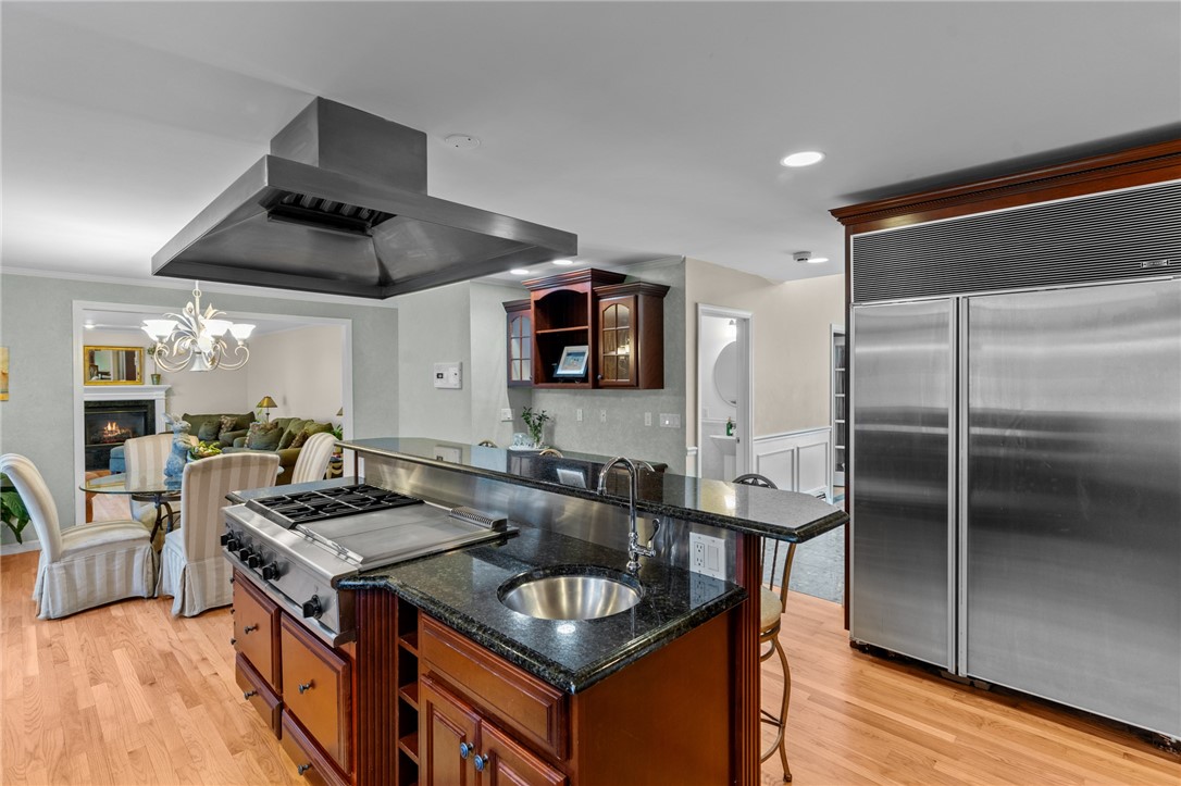 10 Ridgevale Court Cranston, RI 02921 - Photo 12 of 32 Gallery Image 12