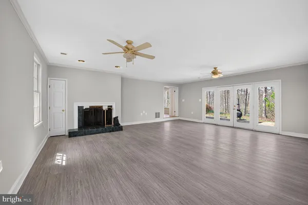 $4,495 | 21733 Oatlands Road, Aldie, VA 20105