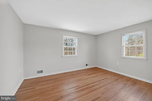 $4,495 | 21733 Oatlands Road, Aldie, VA 20105