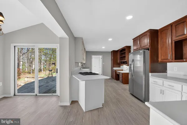 $4,495 | 21733 Oatlands Road, Aldie, VA 20105