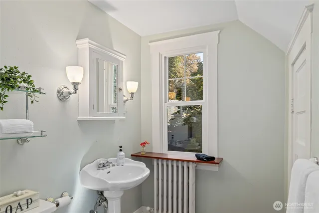 $615,000 | 210 North Sampson Street, Ellensburg, WA 98926