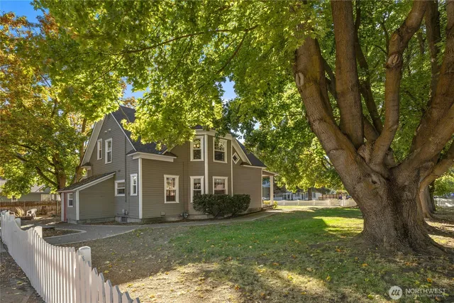 $615,000 | 210 North Sampson Street, Ellensburg, WA 98926
