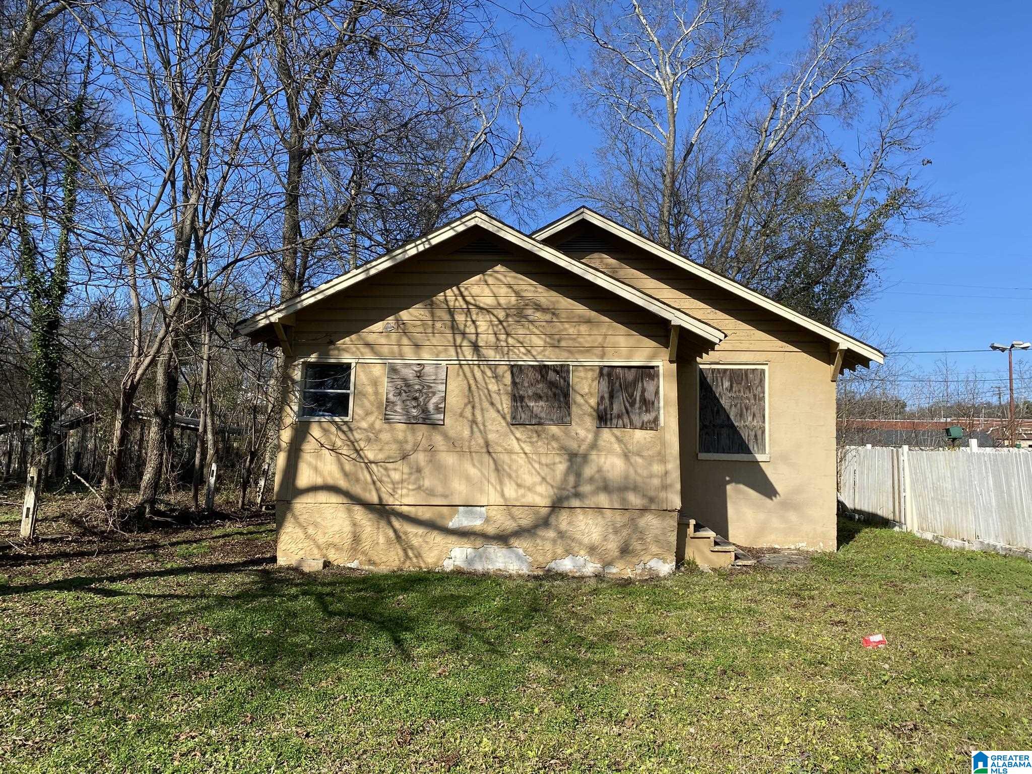 2136 47th Street Birmingham, AL 35208 - Photo 2 of 19