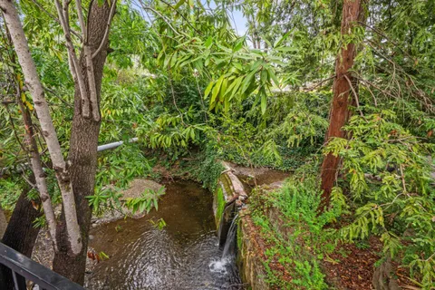 $3,250,000 | 25 Woodhue Court, Redwood City, CA 94062
