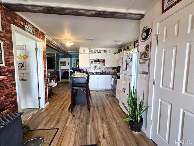 $129,999 | 161 Old River Road, Elsberry, MO 63343