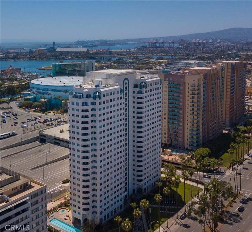 525 East Seaside Way, Unit 1601 Long Beach, CA 90802 - Photo 3 of 60 a view of a city
