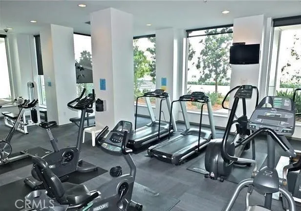 $3,000 | 525 East Seaside Way, Unit 1601, Long Beach, CA 90802