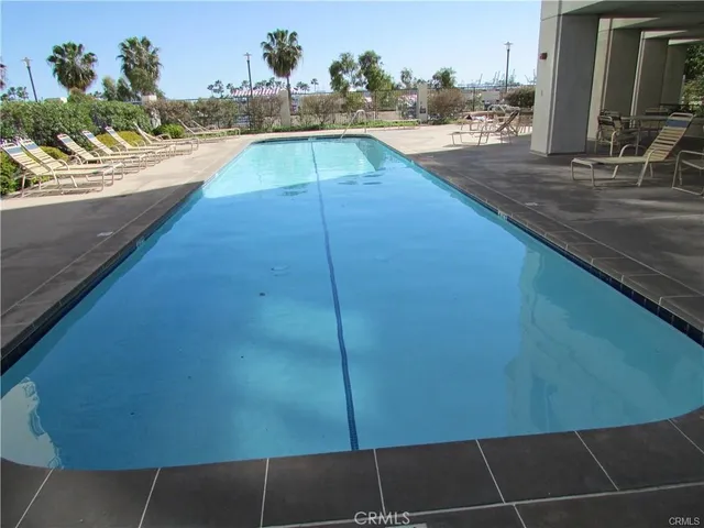 $3,000 | 525 East Seaside Way, Unit 1601, Long Beach, CA 90802