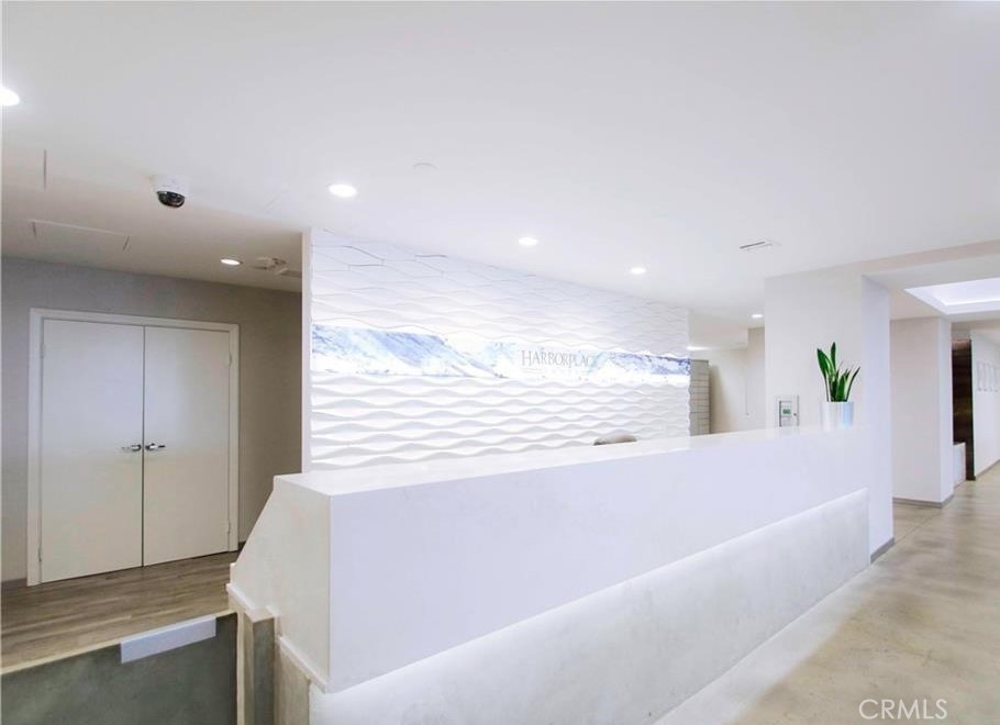 525 East Seaside Way, Unit 1601 Long Beach, CA 90802 - Photo 7 of 60 a bathroom with a bathtub and a shower