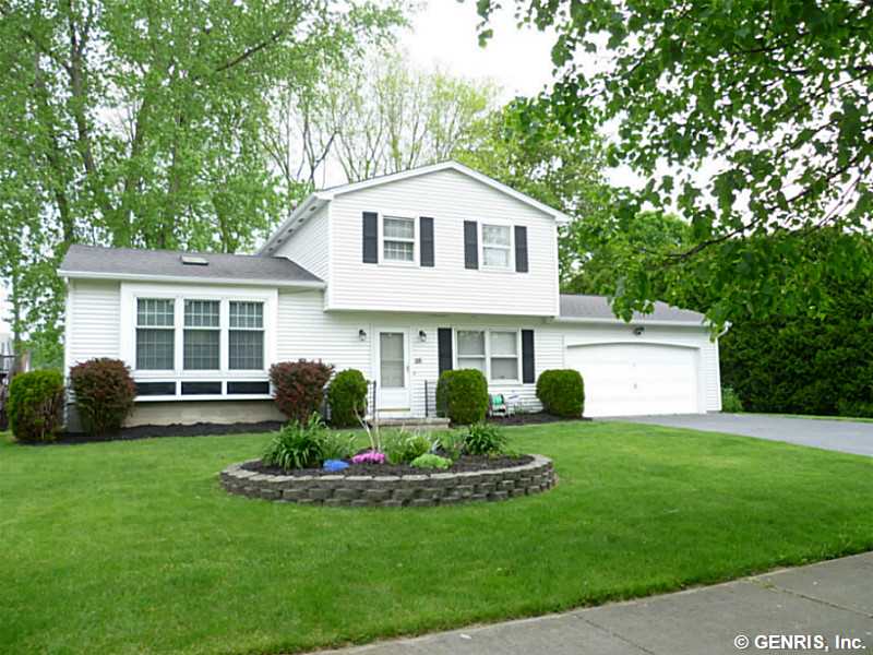116 Donna Road Gates, NY 14606 - Photo 1 of 1 Exterior Front.