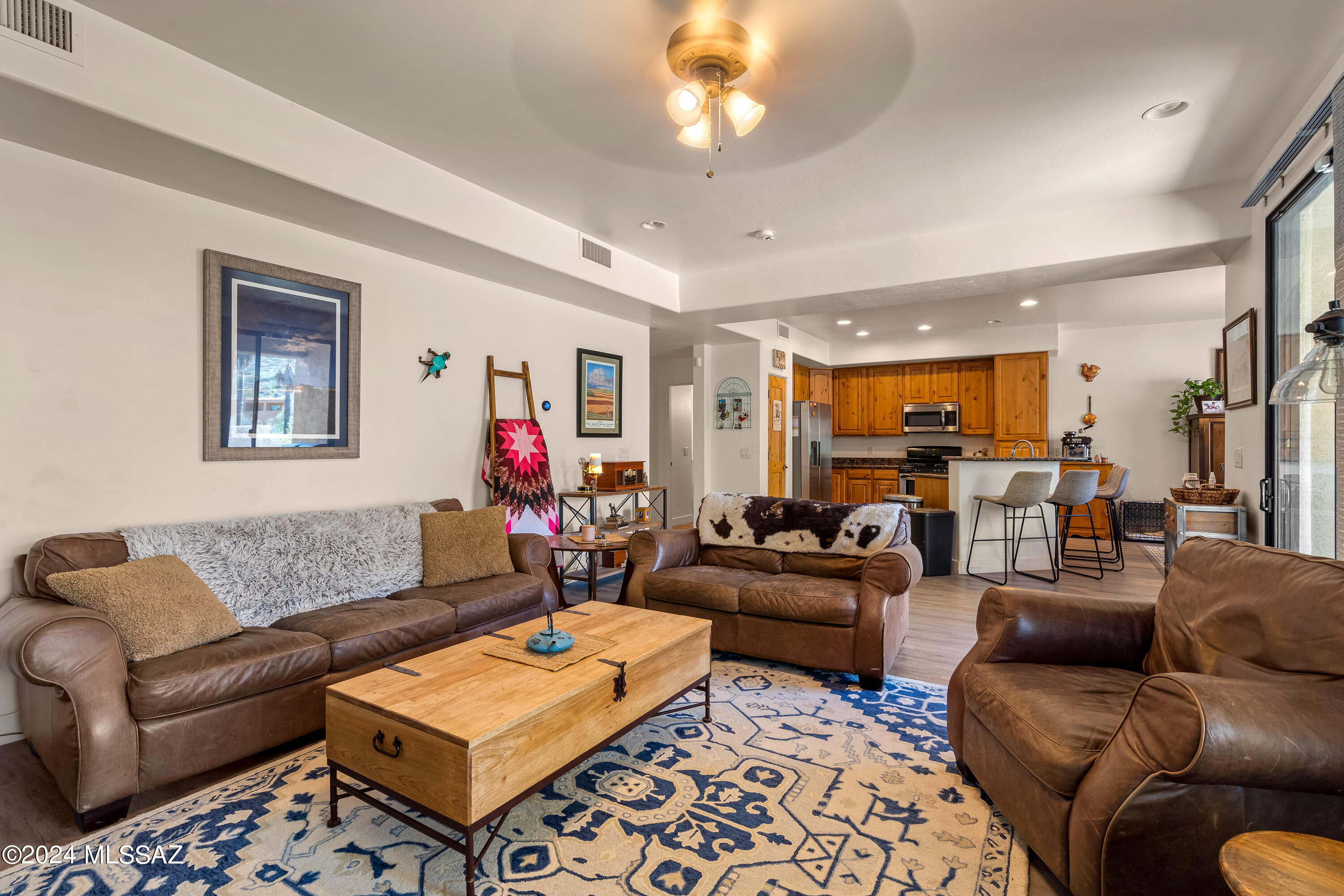 450 South Stephanie Loop Tucson, AZ 85745 - Photo 11 of 33