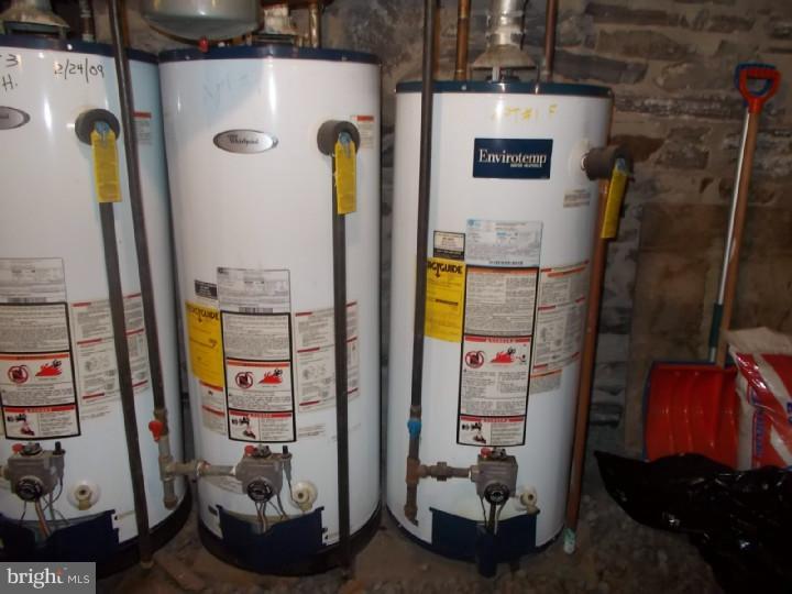 5039 Kutztown Road Temple, PA 19560 - Photo 5 of 7