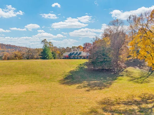 $975,000 | 147 Sunrise Ridge Drive, Sparta, TN 38583