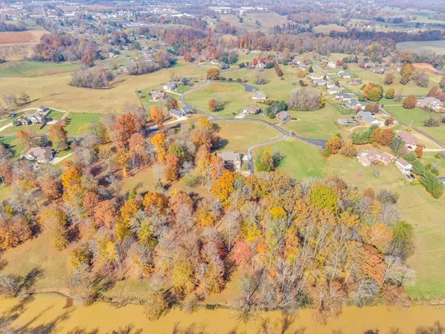 $975,000 | 147 Sunrise Ridge Drive, Sparta, TN 38583