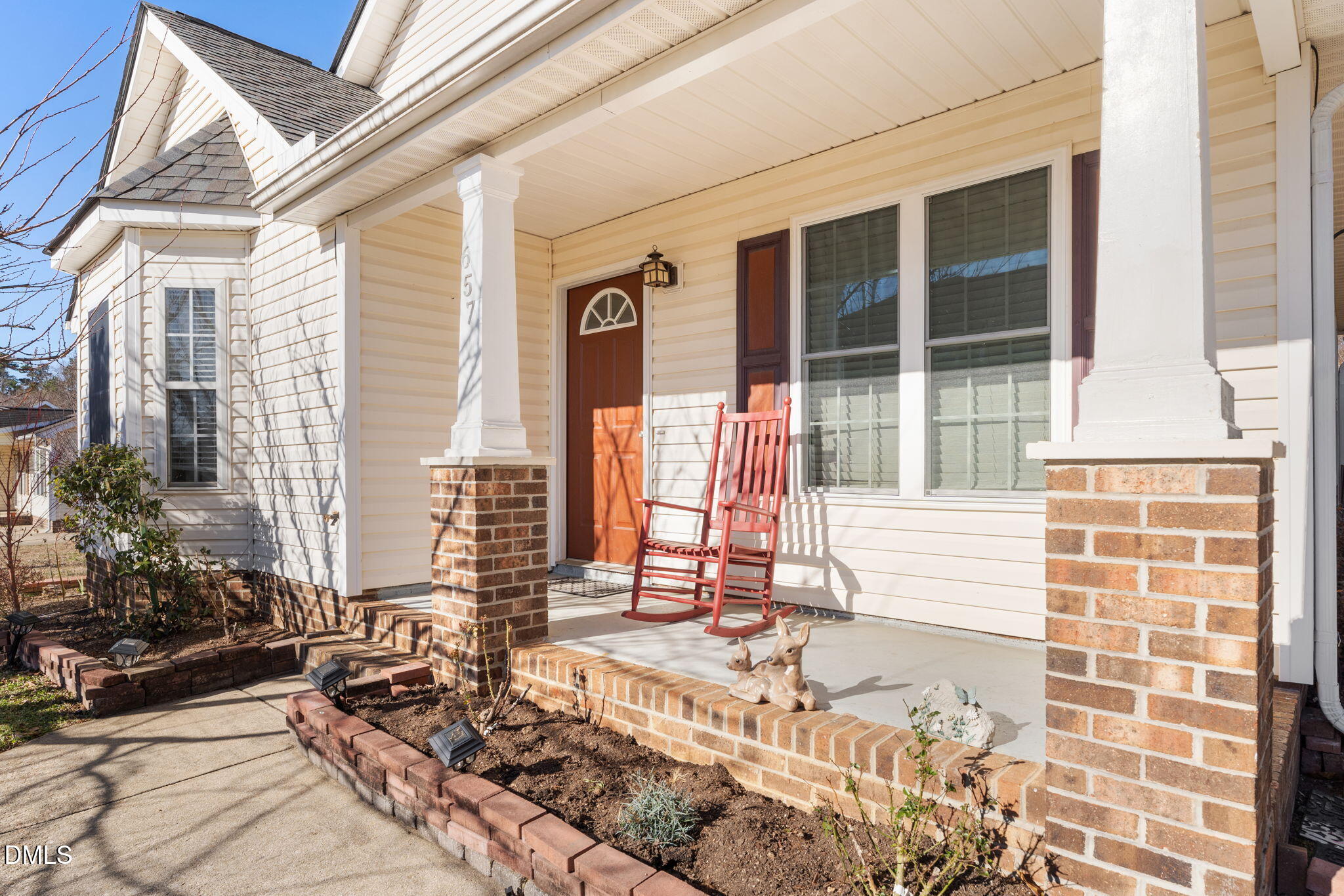 657 Flaherty Avenue Wake Forest, NC 27587 - Photo 2 of 25 a front view of a house