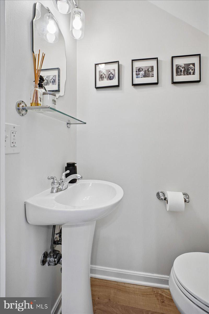 1704 A Street Southeast Washington, DC 20003 - Photo 19 of 37