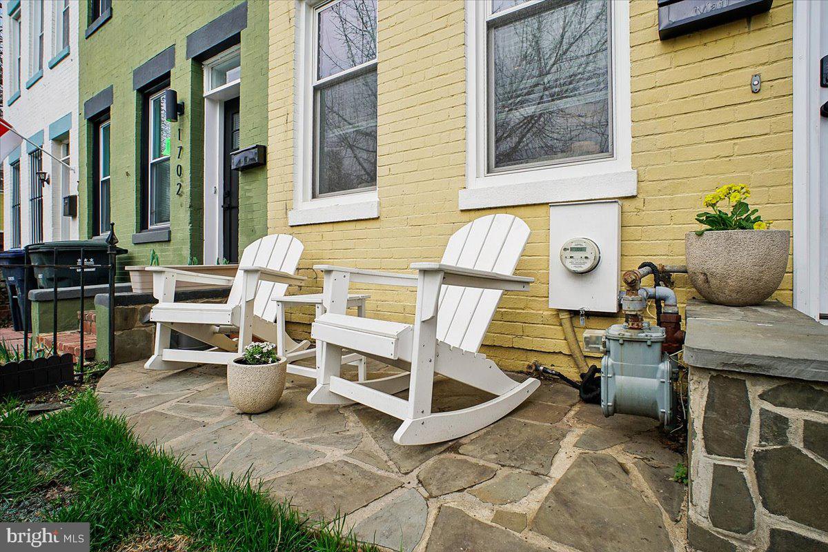 1704 A Street Southeast Washington, DC 20003 - Photo 4 of 37