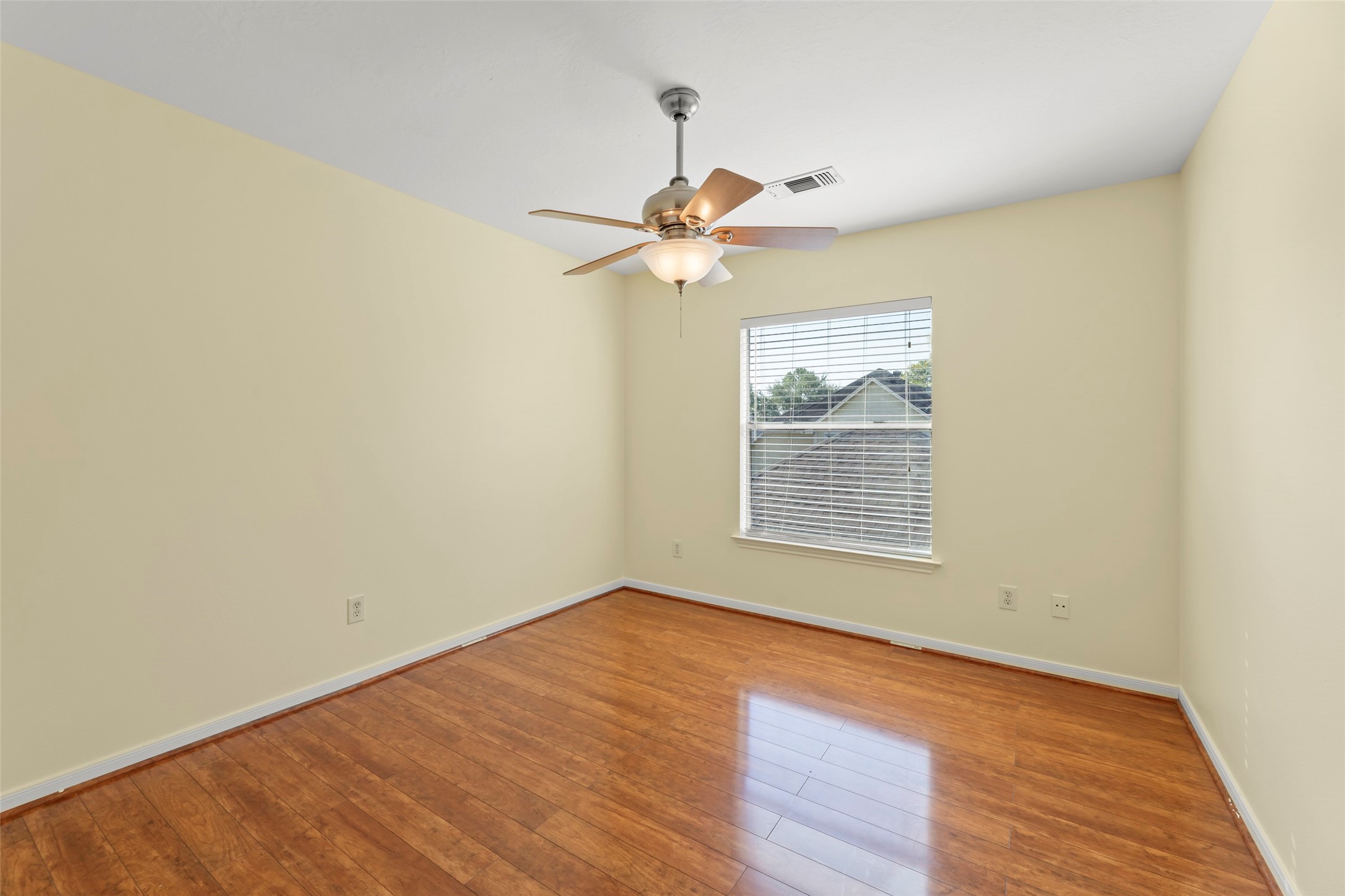 14715 Rancho Vista Drive Houston, TX 77083 - Photo 32 of 38 a view of a window in an empty room
