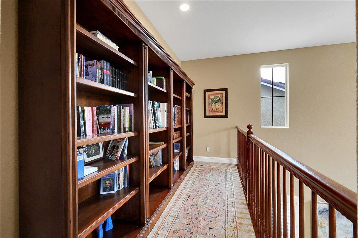 10022 Spring View Way Elk Grove, CA 95757 - Photo 30 of 51