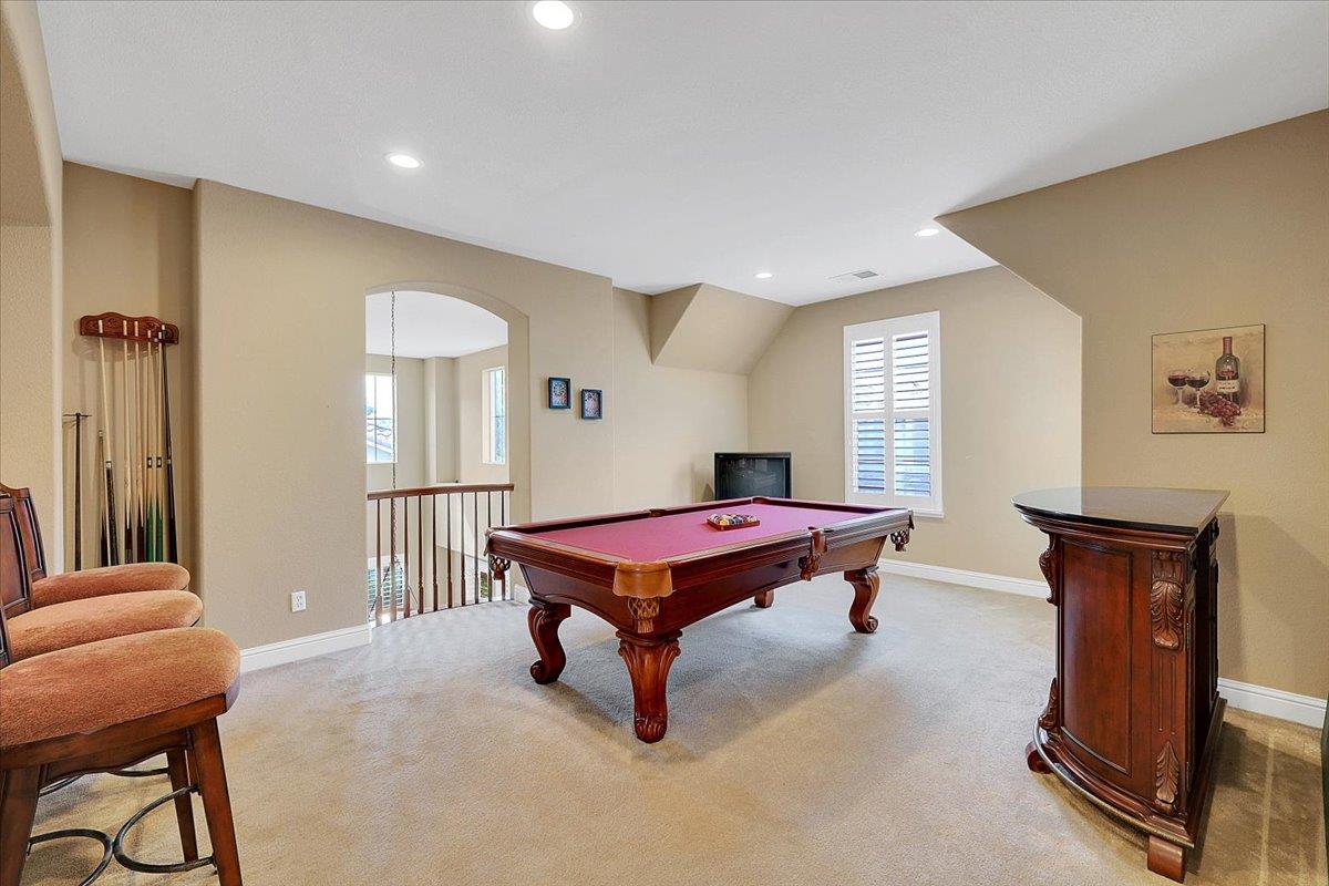 10022 Spring View Way Elk Grove, CA 95757 - Photo 33 of 51