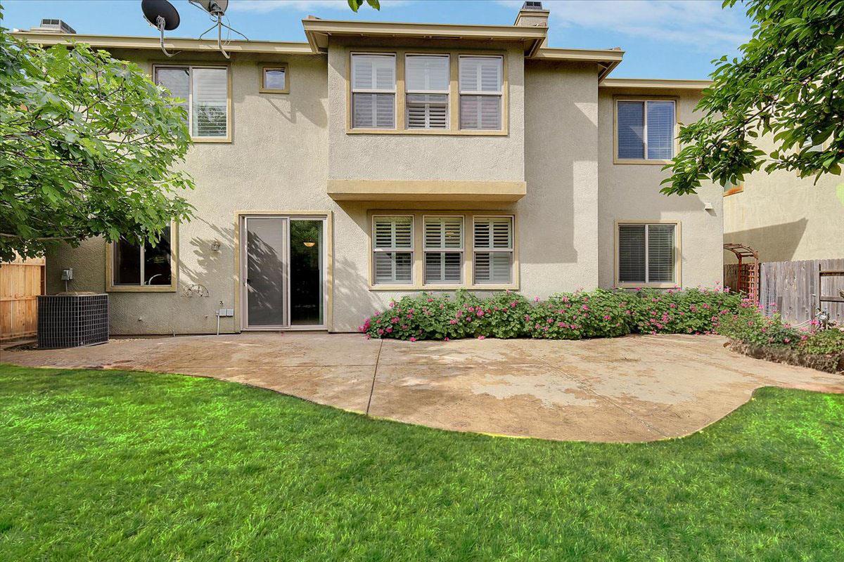 10022 Spring View Way Elk Grove, CA 95757 - Photo 46 of 51