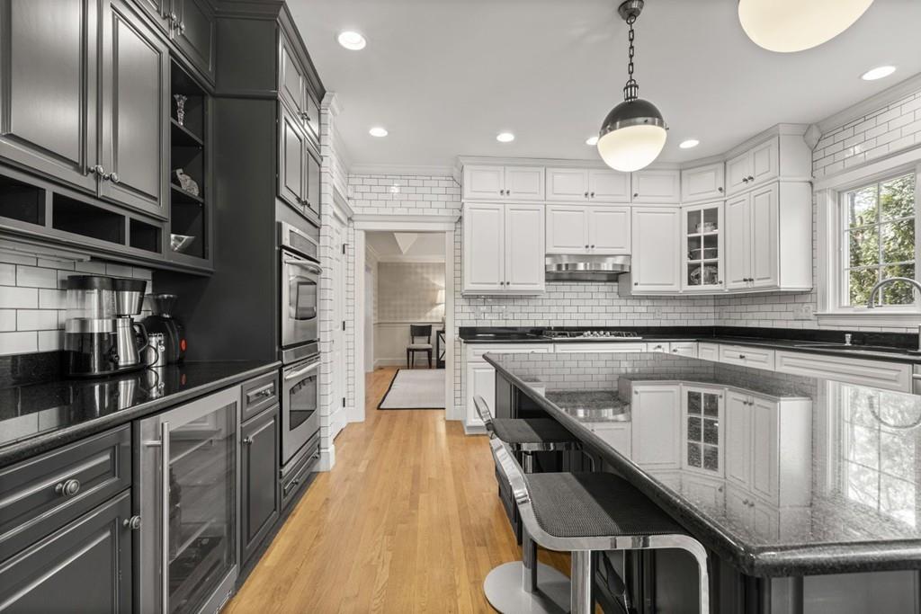 54 Crown Ridge Road Wellesley, MA 02482 - Photo 11 of 23