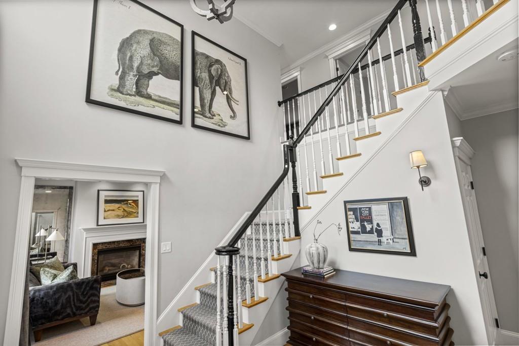 54 Crown Ridge Road Wellesley, MA 02482 - Photo 3 of 23