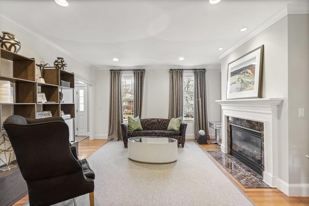 54 Crown Ridge Road Wellesley, MA 02482 - Photo 6 of 23