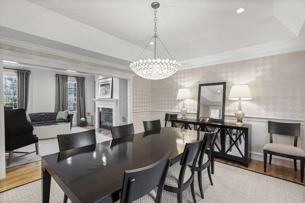 54 Crown Ridge Road Wellesley, MA 02482 - Photo 7 of 23
