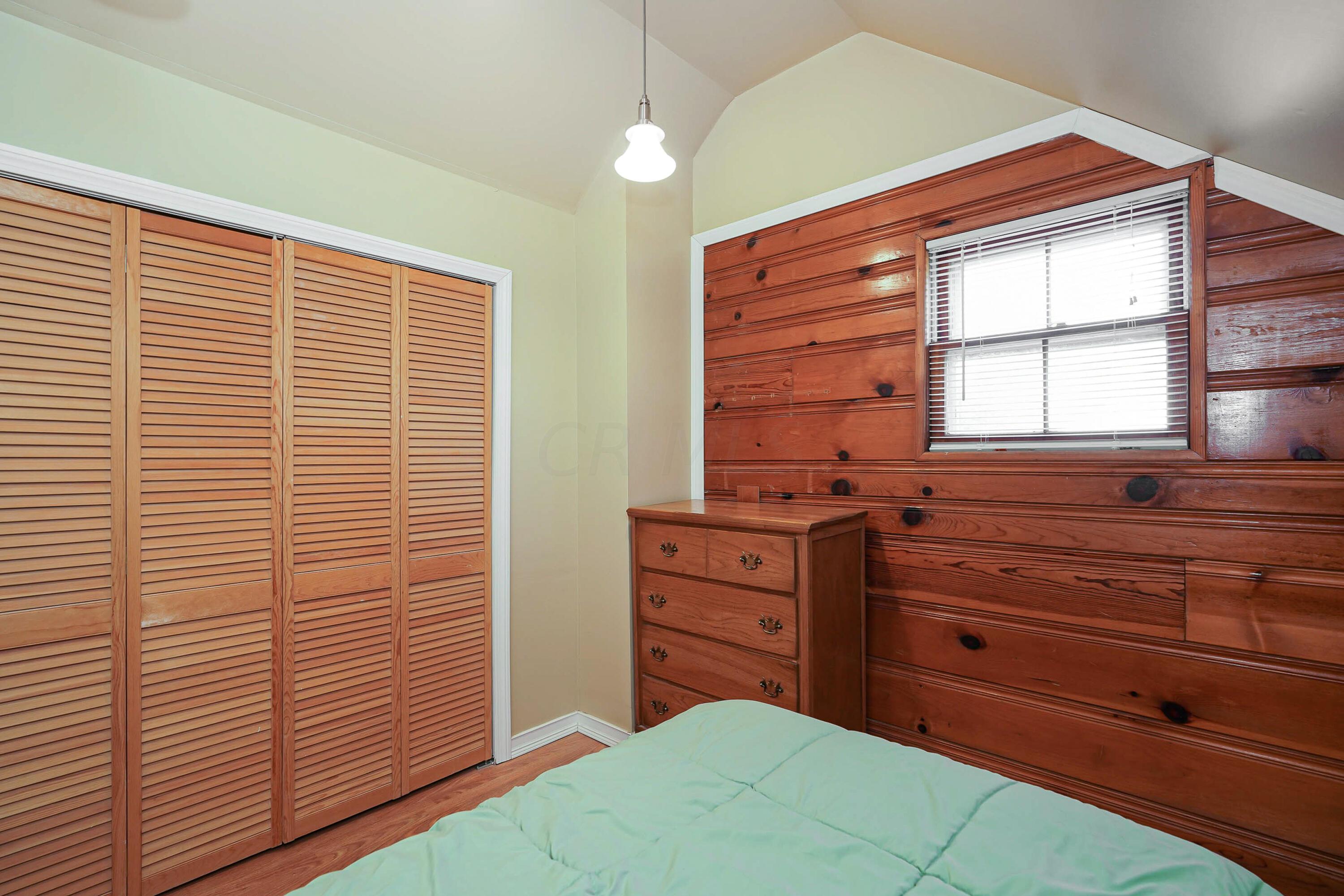 413 Darbyhurst Road Columbus, OH 43228 - Photo 23 of 34 Upstairs Bedroom #2