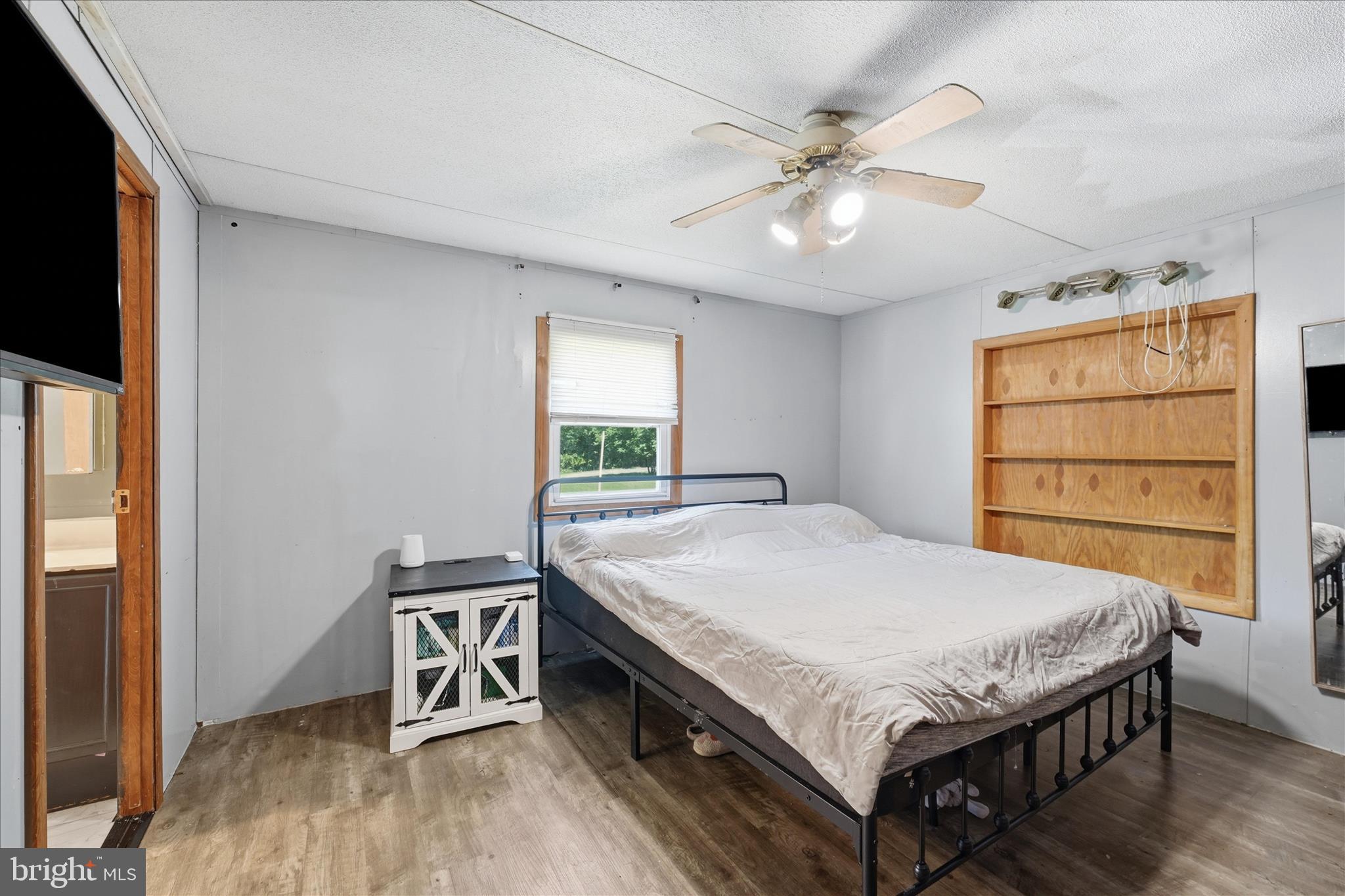 14316 Tower Road Smithsburg, MD 21783 - Photo 22 of 49 Primary Bedroom