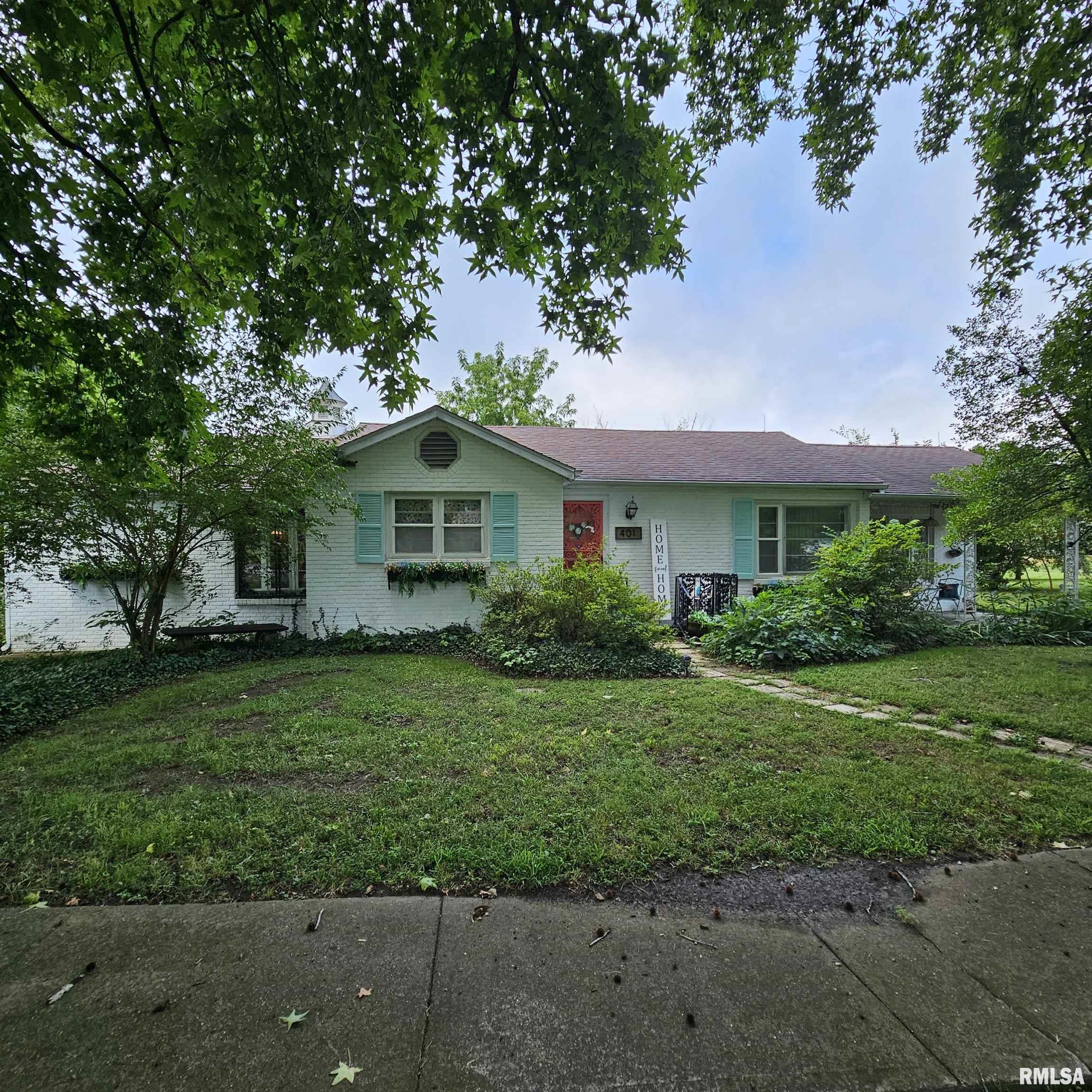 401 South Main Cross Street Galatia, IL 62935 - Photo 1 of 36