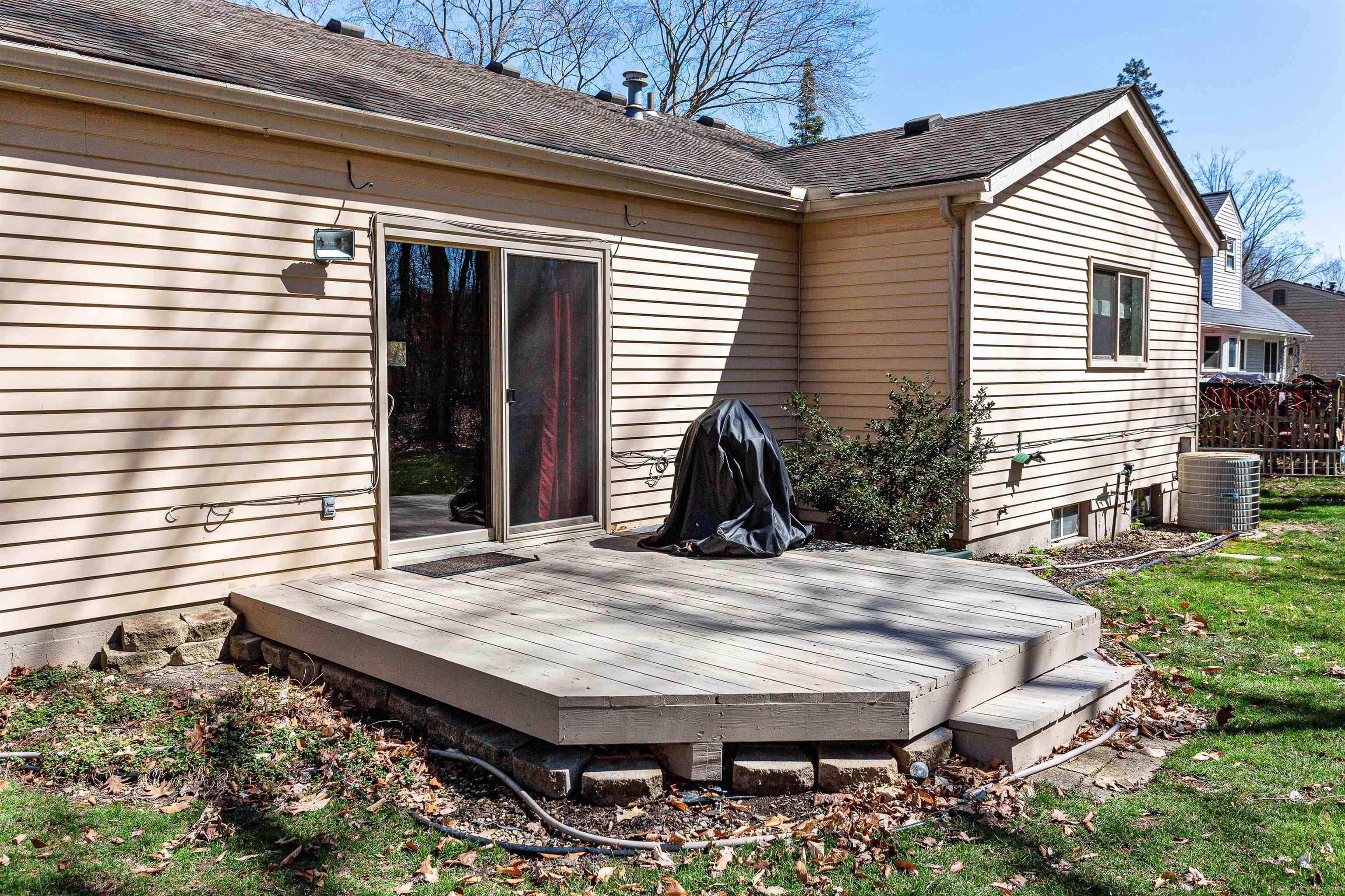 21867 Sunflower Road Novi, MI 48375 - Photo 8 of 44