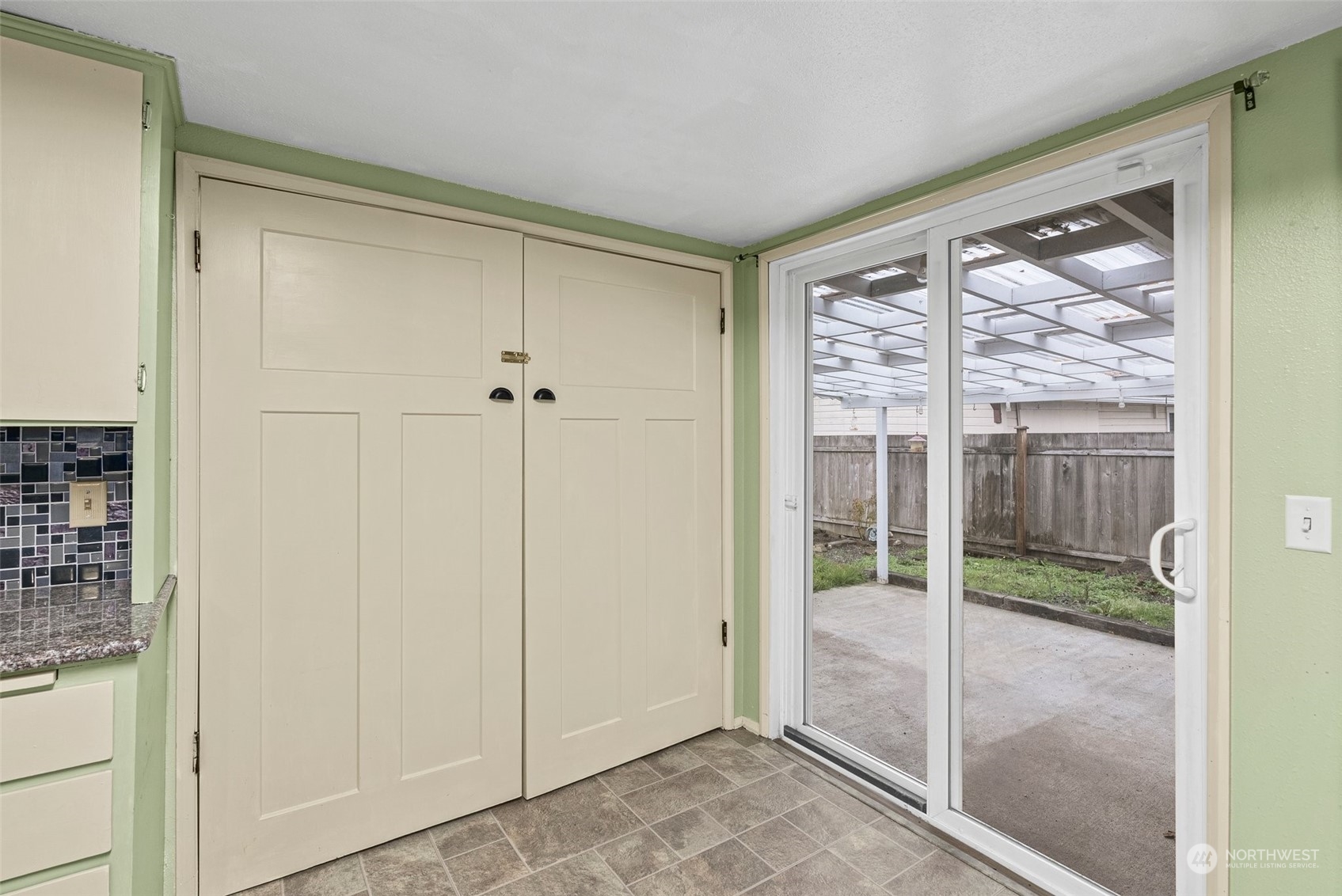 475 Southwest 14th Street Chehalis, WA 98532 - Photo 7 of 24 Gallery Image 7