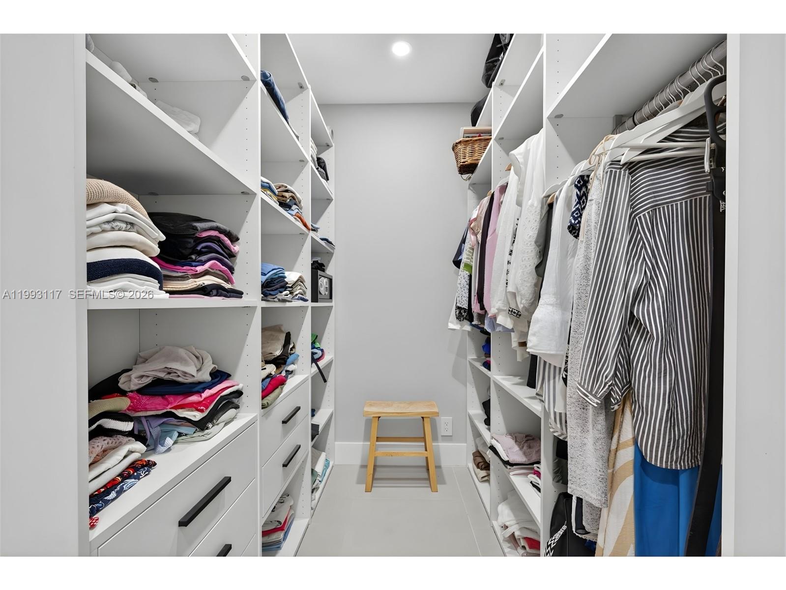 426 Southeast 3rd Street Dania Beach, FL 33004 - Photo 24 of 38