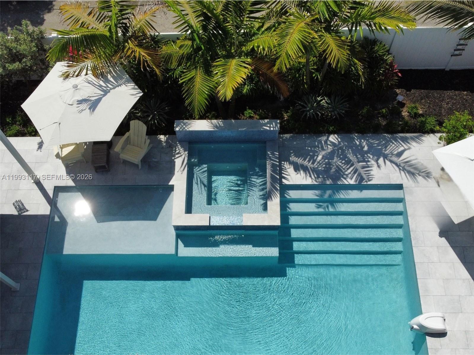 426 Southeast 3rd Street Dania Beach, FL 33004 - Photo 4 of 38