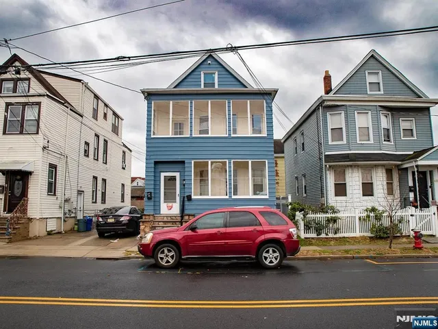 $3,100 | 50 Garfield Avenue, Garfield, NJ 07026