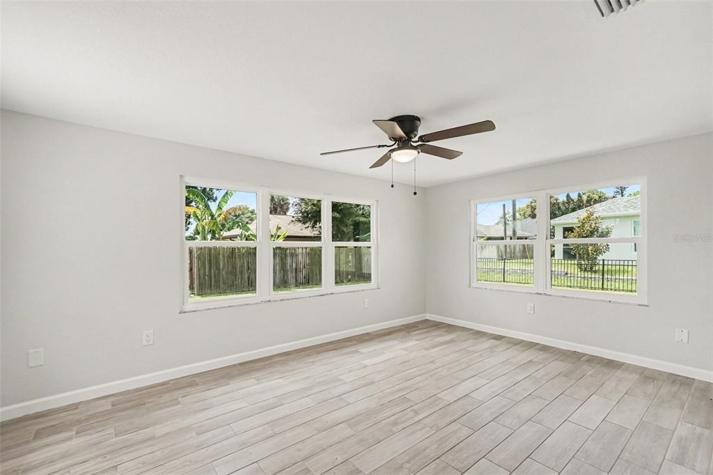 305 Shell Road Venice, FL 34293 - Photo 21 of 44 Gallery Image 21