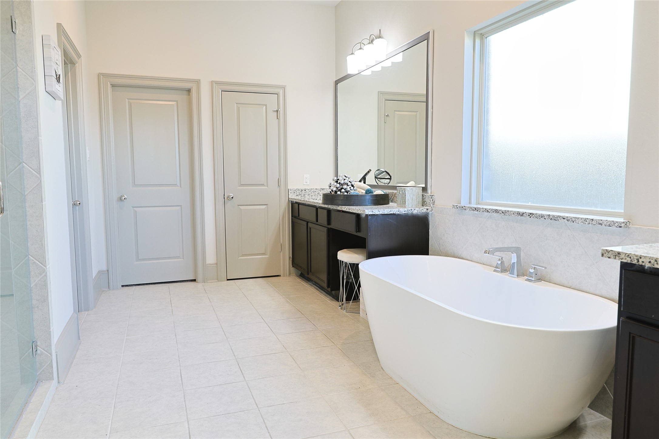 15770 Deeside Spring Drive Humble, TX 77346 - Photo 24 of 37 Luxurious Primary Bathroom