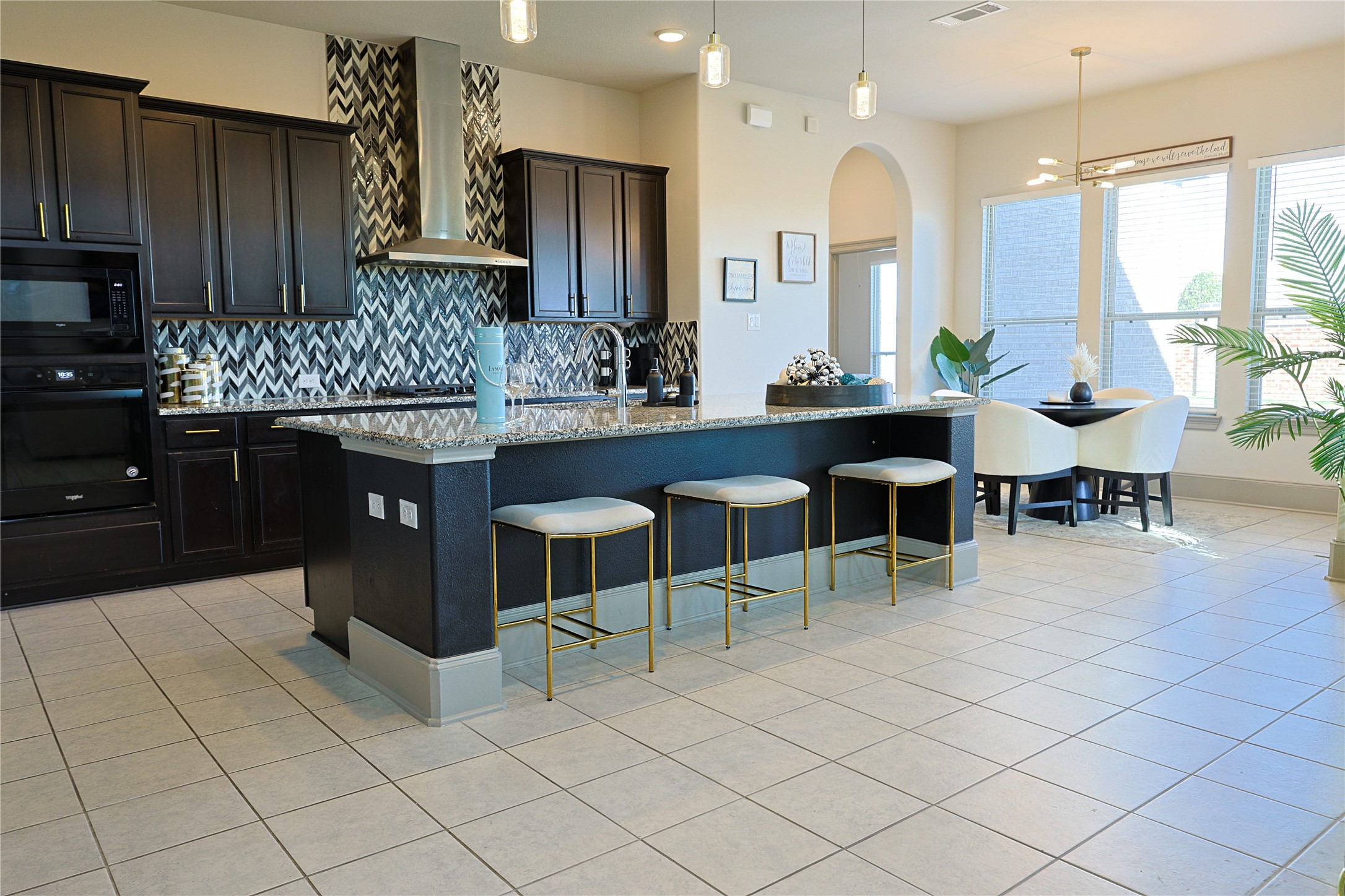 15770 Deeside Spring Drive Humble, TX 77346 - Photo 9 of 37 Chefs Kitchen and Breakfast area