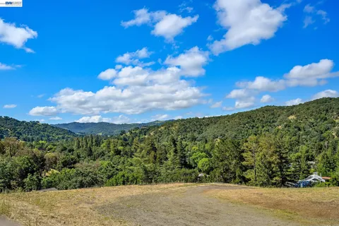 $709,000 | 296 Laurel Knoll Drive, Martinez, CA 94553